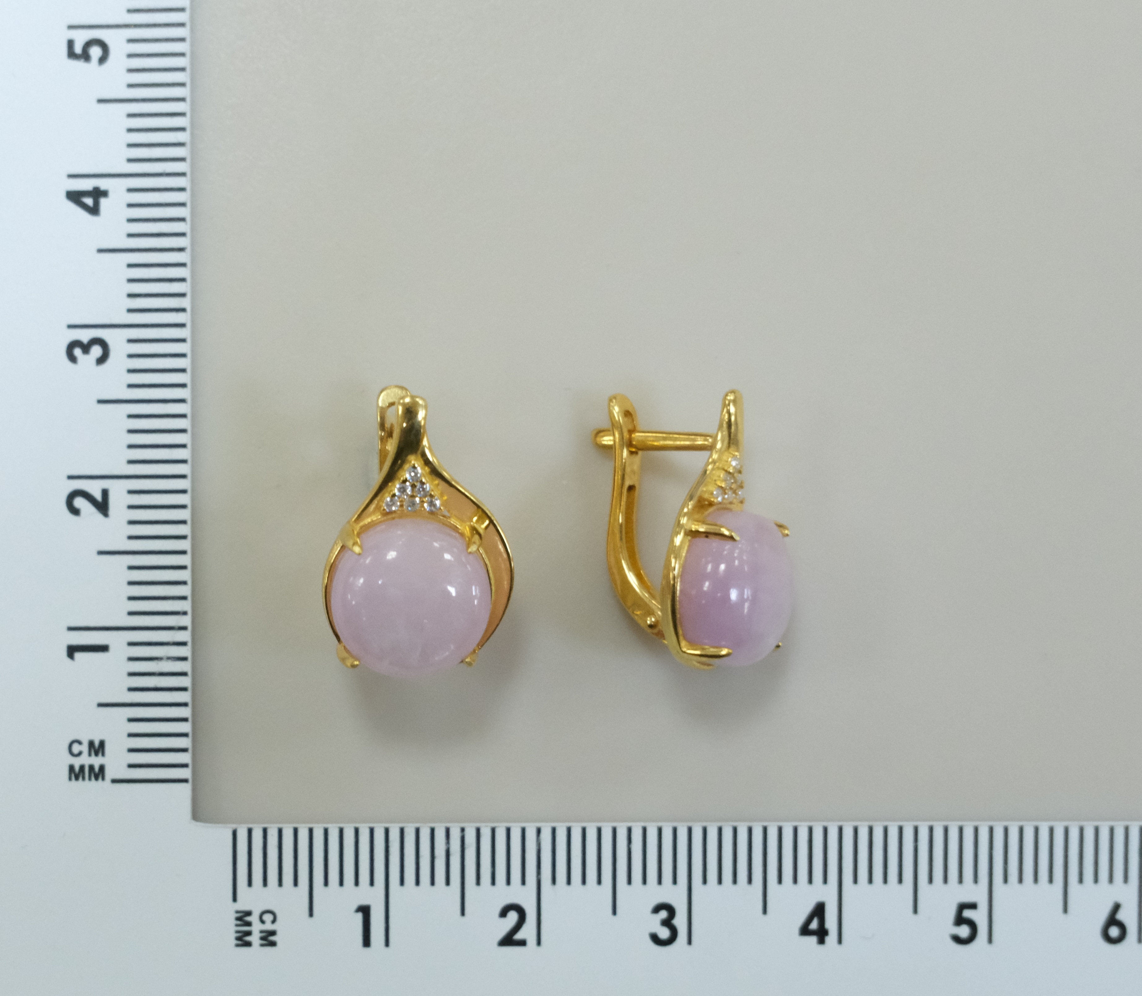 Серебряные серьги с кунцитами